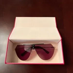 Fendi | Accessories | Fendi Sunglasses Unisex Gold With  display picture 3